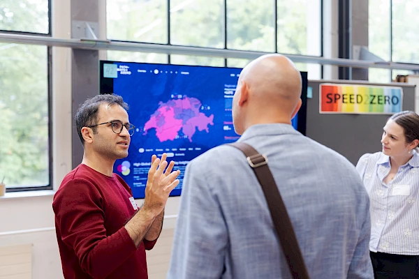 Firmen-Event in Bern? Ich mach’s sichtbar! Ungefilterte Netzwerk-Stimmung in der Eventfabrik – ohne Pose, mit Charme.